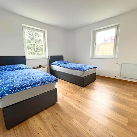 Apartmán Monteurzimmer- & Wochenzimmer *