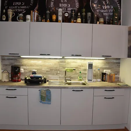 Apartmán Monteurzimmer- & Wochenzimmer *